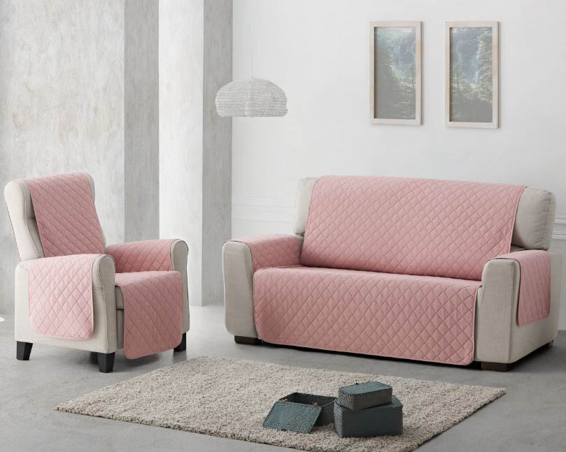 cubre sofá reversible en rosa y beige