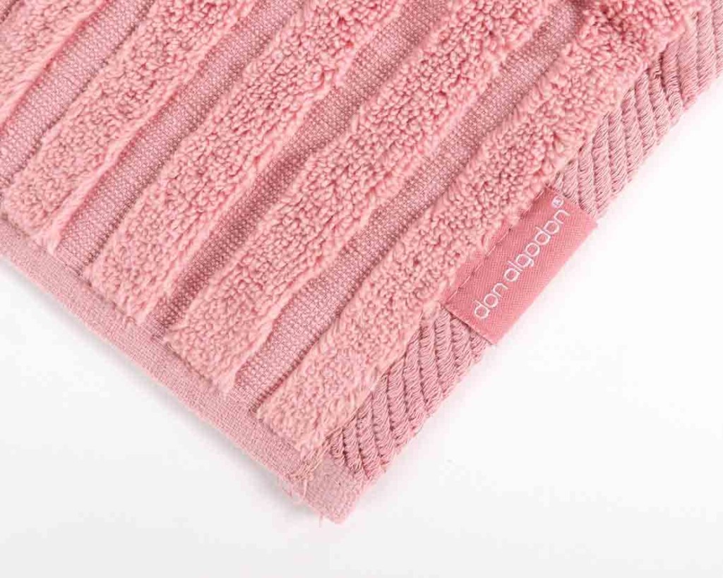 detalle toalla zero twist don algodón rosa palo